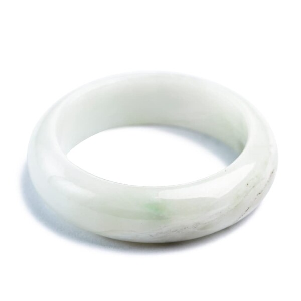 23号 糸魚川天然翡翠 くりぬき指輪 白色 日本国石 縄文のパワーストーンYB0366