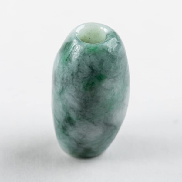 糸魚川天然翡翠 19mm管玉 ペンダント 濃緑色 日本国石 縄文の