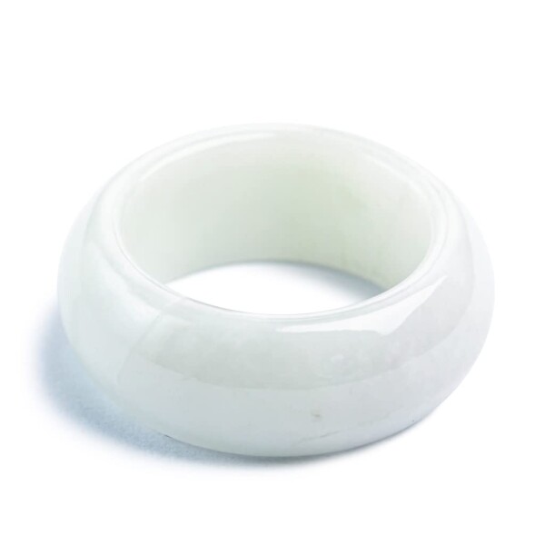 9号 糸魚川天然翡翠 くりぬき指輪 白色 日本国石 縄文のパワーストーンYB0347