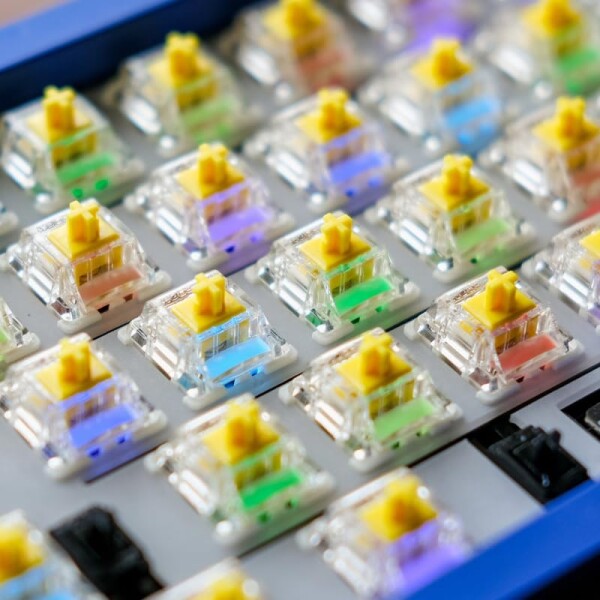 Gateron Pro Switch G PRO Yellow 3.0,3ピンスイッチ予備潤滑RGBイエロー-レッド-ブラウンMXメカニカルキーボード（108個Pro 3.0イエロー）_4