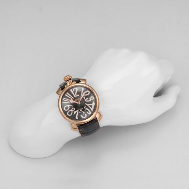 GaGa MILANO MANUALE 48 17255 手巻 腕時計 裏スケ（ガガミラノ