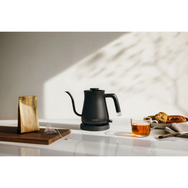 バルミューダThePot 600ml KPT01JP-BK 新品未使用 KPT01JP-BK BALMUDA The Pot 電気ケトル バルミューダ 容量0.6L