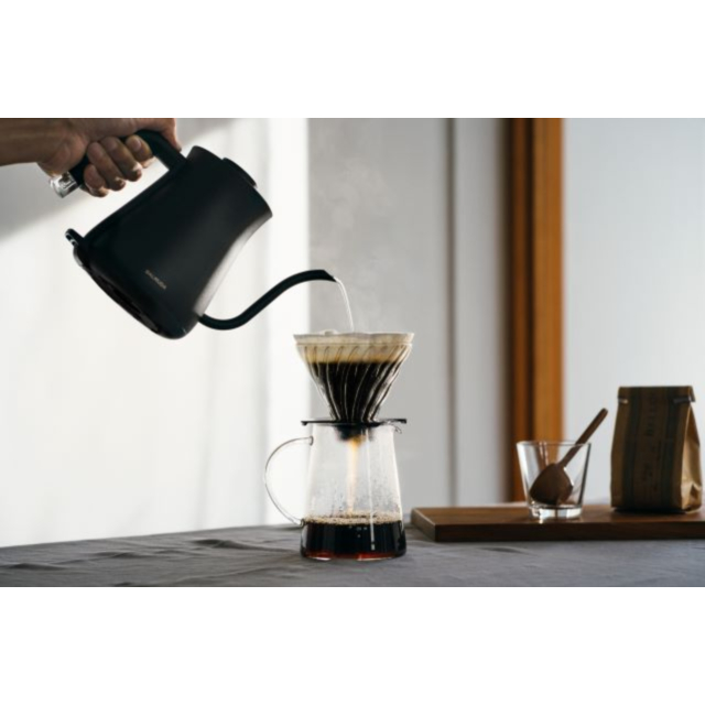 バルミューダThePot 600ml KPT01JP-BK 新品未使用 バルミューダ 0.6L 電気ケトル BALMUDA The Pot バルミューダ ザ