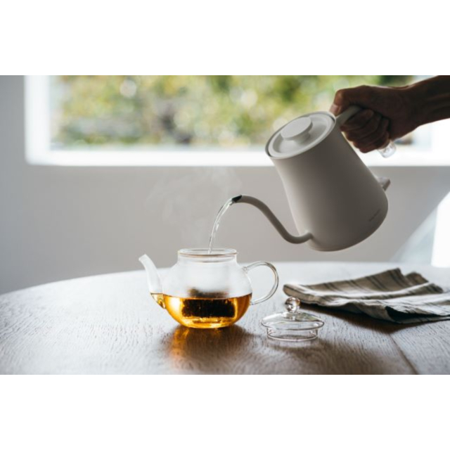 バルミューダ ザ・ポット BALMUDA The Pot KPT01JP ポットの通販はau