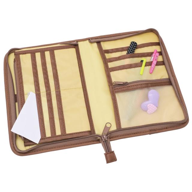 くまのプーさん 母子手帳ケース 片面ジャバラマルチケース ブック型 ディズニー キャラクターグッズ メール便可の通販はau Pay マーケット シネマコレクション 5400円以上で送料無料