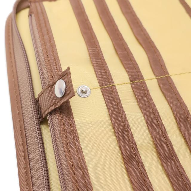 くまのプーさん 母子手帳ケース 片面ジャバラマルチケース ブック型 ディズニー キャラクターグッズ メール便可の通販はau Pay マーケット シネマコレクション 5400円以上で送料無料