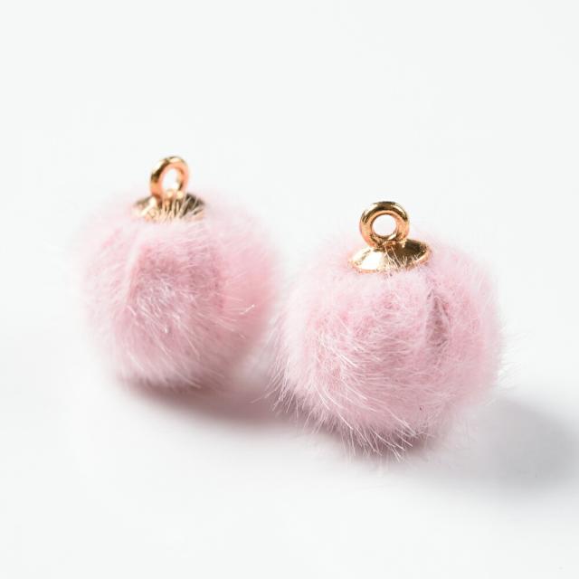 ミンクファー カン付きチャーム 2個セット 桃 ピンク ピアス イヤリング ペンダント キーホルダー パーツの通販はau Pay マーケット ピンクゴールド通販広場