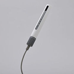 (中古)カドー (展示品) スティック型ヘアドライヤー Baton cado(カドー) ホワイト BD-S1-WH(276-ud)