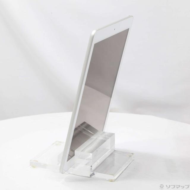 中古)Apple iPad 第6世代 128GB シルバー MR7K2J/A Wi-Fi(377-ud)