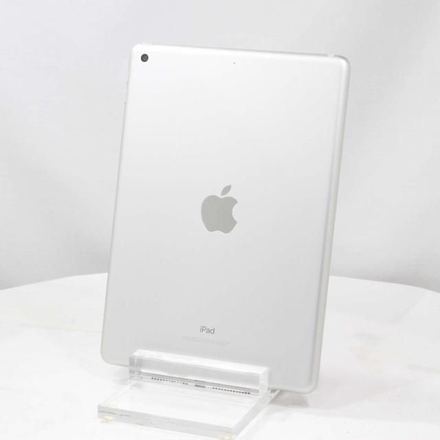(中古)Apple iPad 第5世代 32GB シルバー MP2G2J/A Wi-Fi(258-ud)の通販は