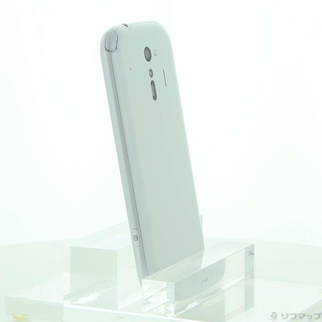 中古品〕 らくらくスマートフォン 32GB ネイビー F-42A docomo