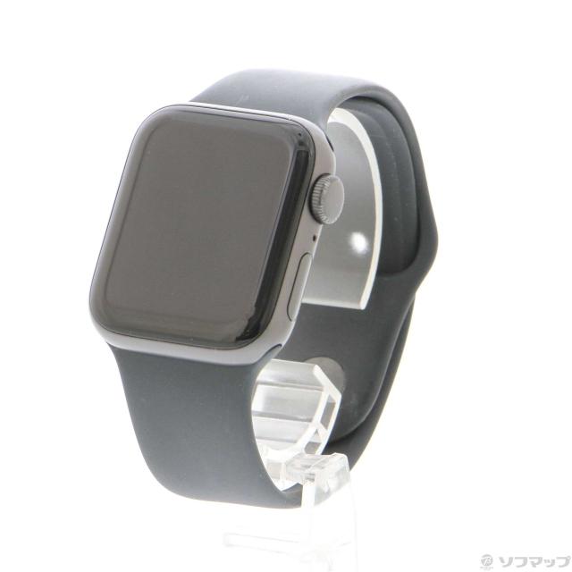 (中古)Apple Apple Watch SE 第1世代 GPS 40mm スペースグレイアルミニウムケース ブラックスポーツバンド(196-ud)