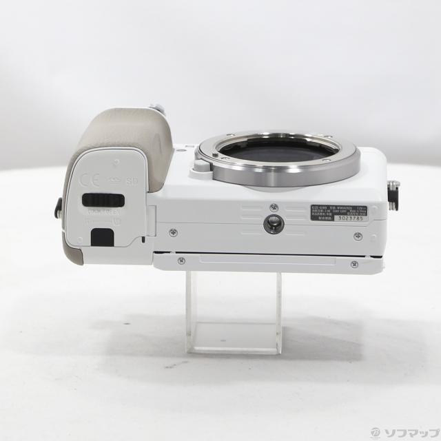 (中古)SONY α6100 ILCE-6100L パワーズームレンズキット ホワイト(269-ud)