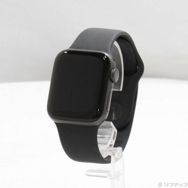 (中古)Apple Apple Watch SE 第1世代 GPS 40mm スペースグレイアルミニウムケース ブラックスポーツバンド(198-ud)