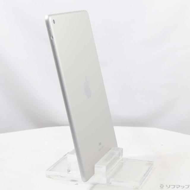 (中古)Apple iPad 第8世代 32GB シルバー MYLA2J/A Wi-Fi(352-ud)_3