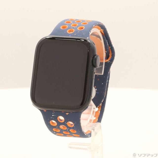 (中古)Apple Apple Watch SE 第2世代 GPS 44mm ミッドナイトアルミニウムケース ブルーフレイムNikeスポーツバンド(198-ud)