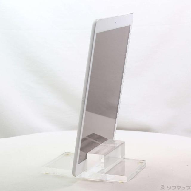 (中古)Apple iPad 第8世代 32GB シルバー MYMJ2J/A SIMフリー(198-ud)_1