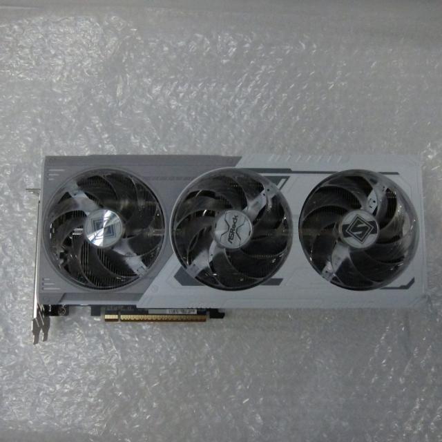(中古)ASRock ASRock Radeon RX 9070 XT Steel Legend 16G ホワイト RX9070XT SL 16G(262-ud)