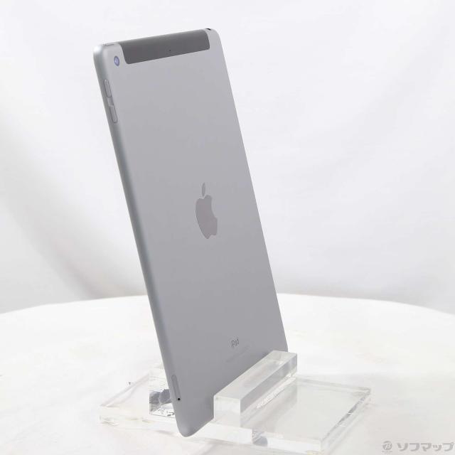 (中古)Apple iPad 第6世代 32GB スペースグレイ MR6N2J/A docomoロック解除SIMフリー(269-ud)_3