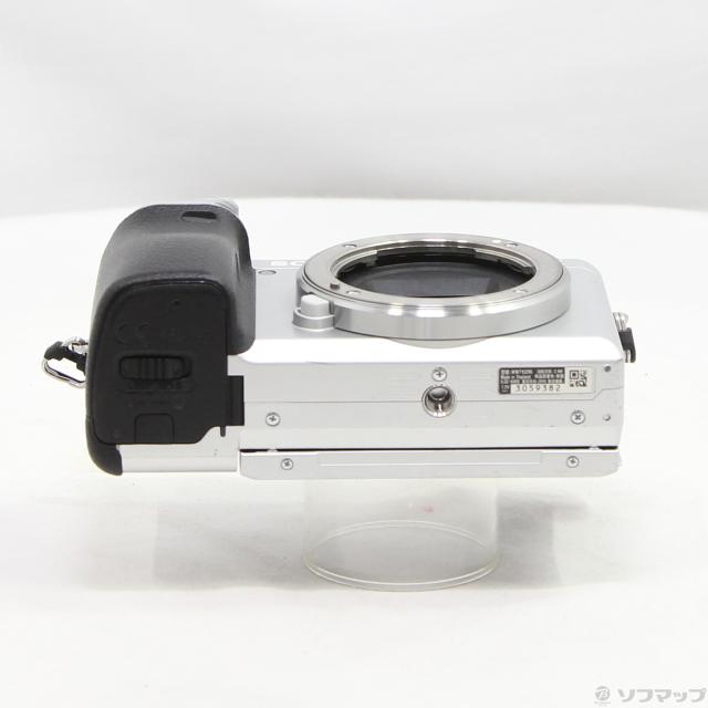 (中古)SONY α6400 ILCE-6400Y ダブルズームレンズキット シルバー(262-ud)_4