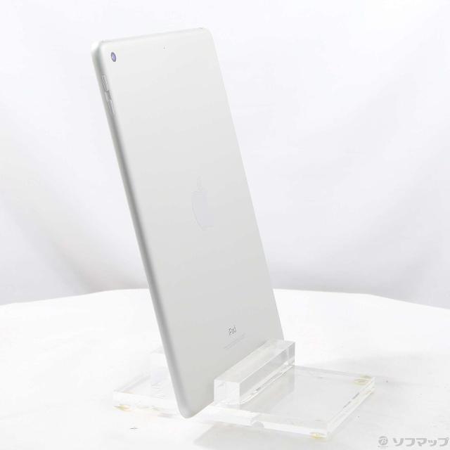 (中古)Apple iPad 第5世代 32GB シルバー MP2G2J/A Wi-Fi(247-ud)_3