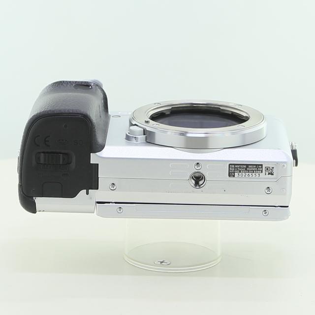 (中古)SONY α6400 ILCE-6400Y ダブルズームレンズキット シルバー(258-ud)_4