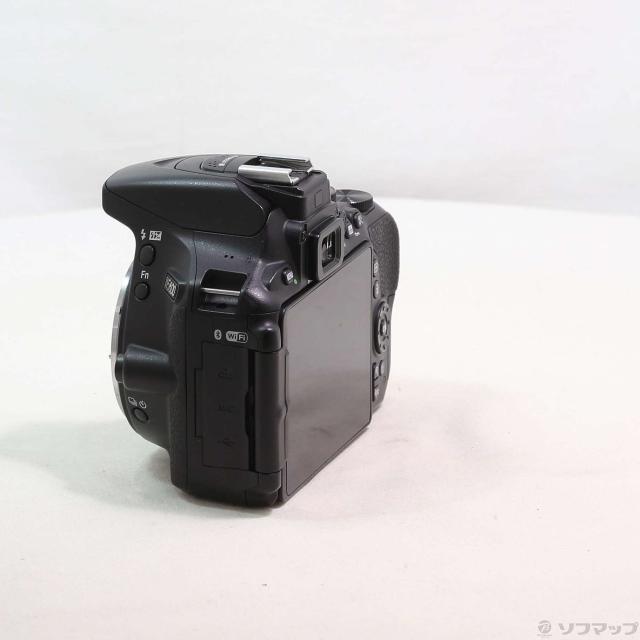 (中古)Nikon NIKON D5600 上半身(262-ud)