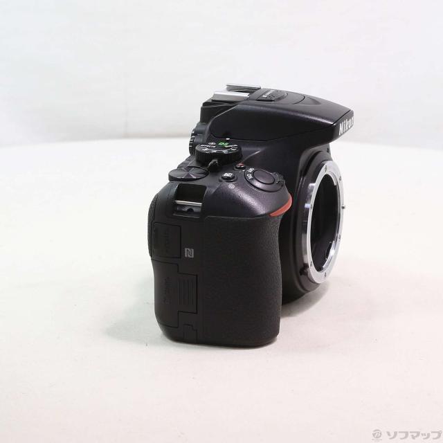 (中古)Nikon NIKON D5600 上半身(262-ud)