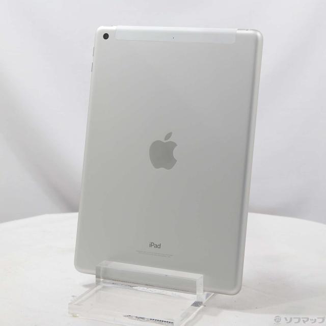 (中古)Apple iPad 第6世代 32GB シルバー MR6P2J/A docomoロック解除SIMフリー(198-ud)