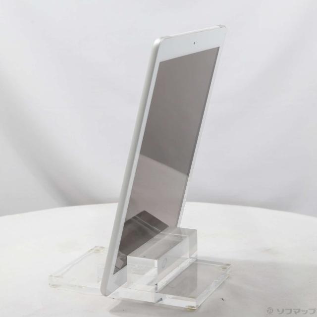 (中古)Apple iPad 第6世代 32GB シルバー MR6P2J/A docomoロック解除SIMフリー(198-ud)_1