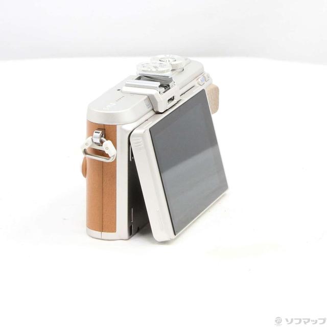 (中古)OLYMPUS PEN E-PL8 ボディ ブラウン(262-ud)_1