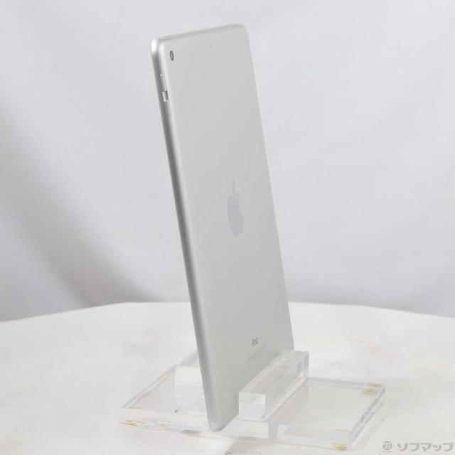 (中古)Apple iPad 第6世代 32GB シルバー MR7G2J/A Wi-Fi(349-ud)_3