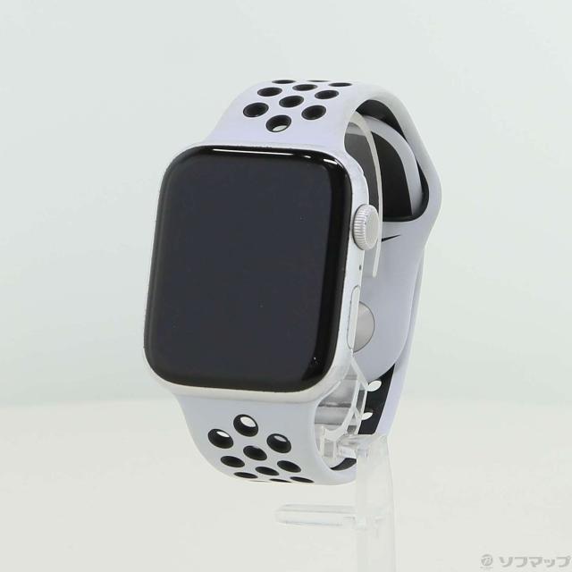 (中古)Apple Apple Watch Series 6 Nike GPS 44mm シルバーアルミニウムケース ピュアプラチナム/ブラックNikeスポーツバンド(377-ud)