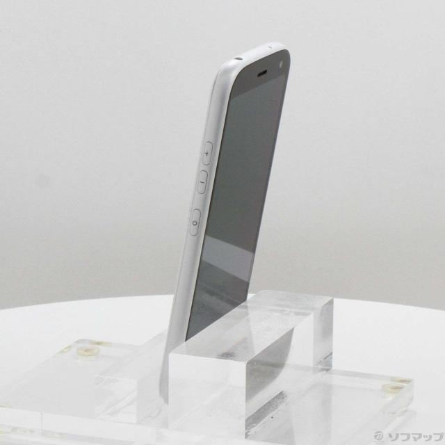 (中古)FCNT らくらくスマートフォン 64GB ホワイト F-52B docomo SIMフリー(349-ud)_1