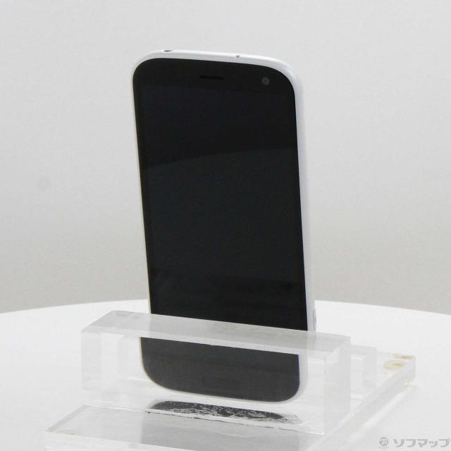 (中古)FCNT らくらくスマートフォン 64GB ホワイト F-52B docomo SIMフリー(349-ud)_2
