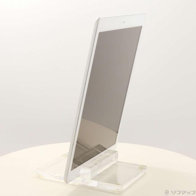 中古)Apple iPad 第8世代 32GB シルバー MYLA2J/A Wi-Fi(349-ud)の通販