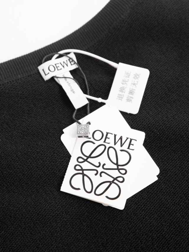 LOEWE ロエベ 大きなポケットのロゴ無地刺繍クルーネックスウェットシャツ｜au PAY マーケット