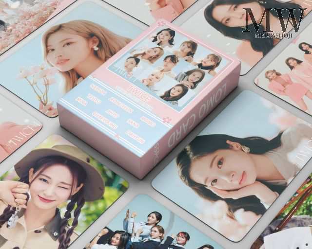 お待たせ！ TWICE トレカセット アイドル CD