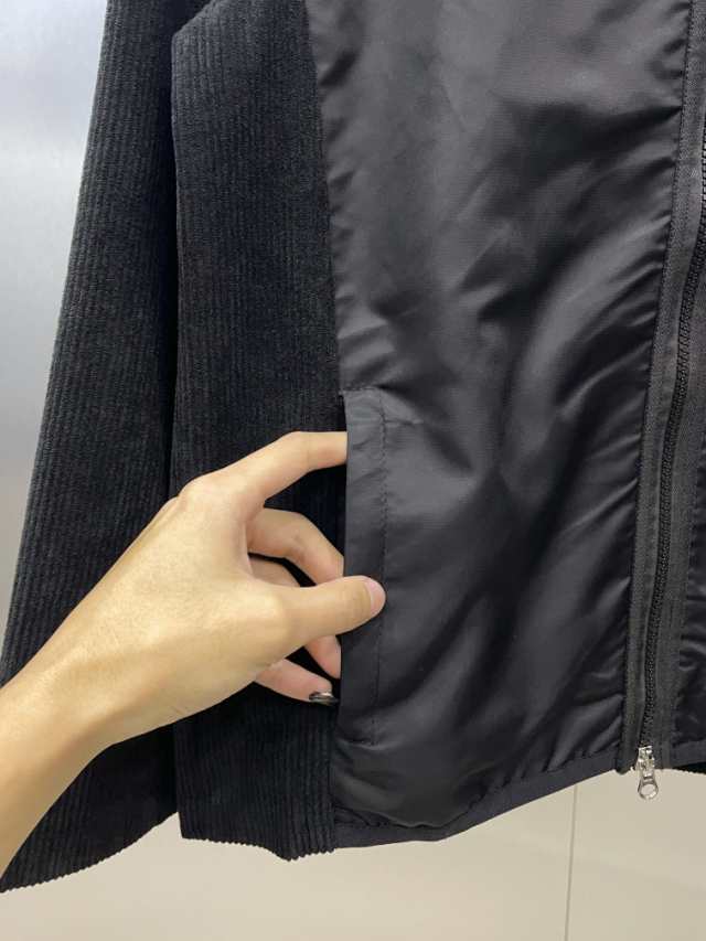 Stone Island] ストーンアイランドパッチワークニットトップコートです