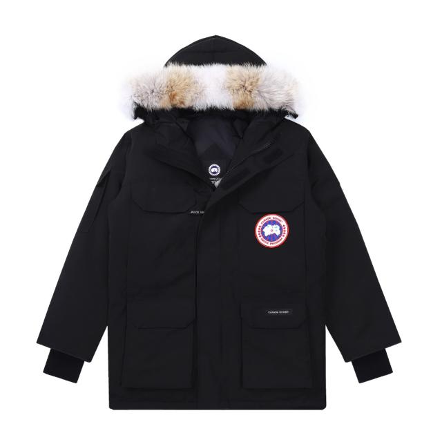 カナダグース Canada Goose 防風性と防水性を備えたクラシックなファー襟