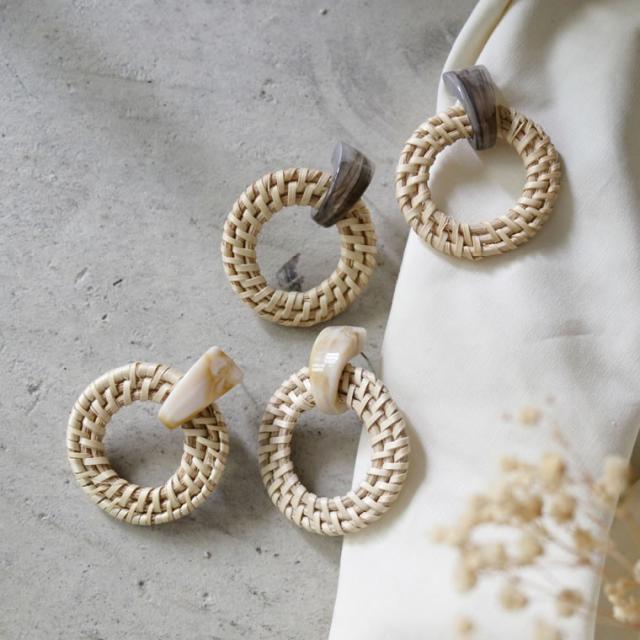 サークルラタンマーブルモチーフピアス レディース ピアス サークルピアス ラタン 天然素材 ナチュラル マーブルストーン風の通販はau Pay マーケット Re Edit リエディ