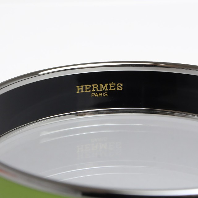 （未使用　展示品）エルメス HERMES カレーシュ MM エナメル ブレスレット バングル グリーン 黄緑 箱付｜au PAY マーケット