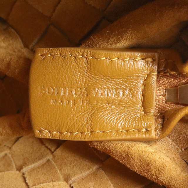 （未使用　展示品）ボッテガヴェネタ BOTTEGA VENETA イントレチャート ミニ ループ カメラバッグ ショルダー クロスボディ 斜め掛け  ラ｜au PAY マーケット