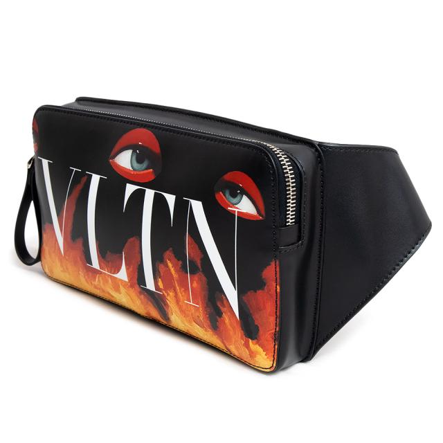 （新品・未使用品）ヴァレンティノ ガラヴァーニ Valentino Garavani VLTN エミリオ ヴィラルバ コラボ 限定品 ボディバッグ ウエストバッグ ベルトバッグ リップ柄 カーフスキン レザー ブラック マルチカラー 黒 UY2B0719DAP_4