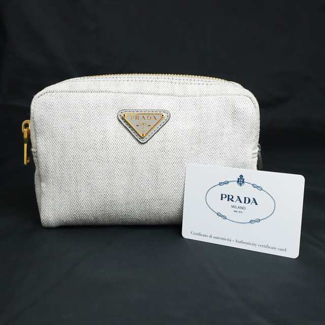 未使用品　美品　プラダ　PRADA　三角プレート　MA00225