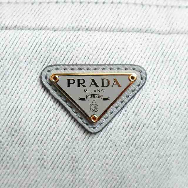 プラダ PRADA 三角ロゴプレート コスメ 化粧 ポーチ デニム ビアンコ グレー ホワイト 白 ゴールド金具 1NA021（新品・未使用品）