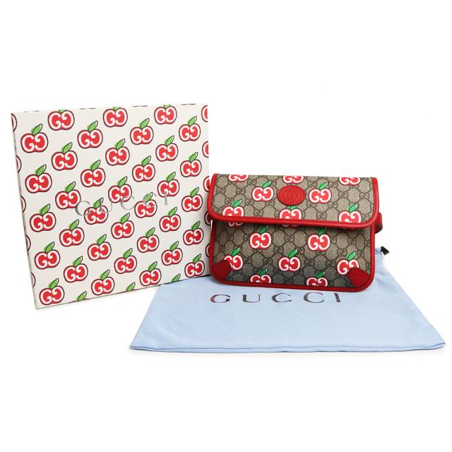 （新品・未使用品）グッチ GUCCI GGアップル プリント リンゴ ベルトバッグ ウエストポーチ GGスプリームキャンバス レザー レッド 赤 ゴールド金具 625233 箱付