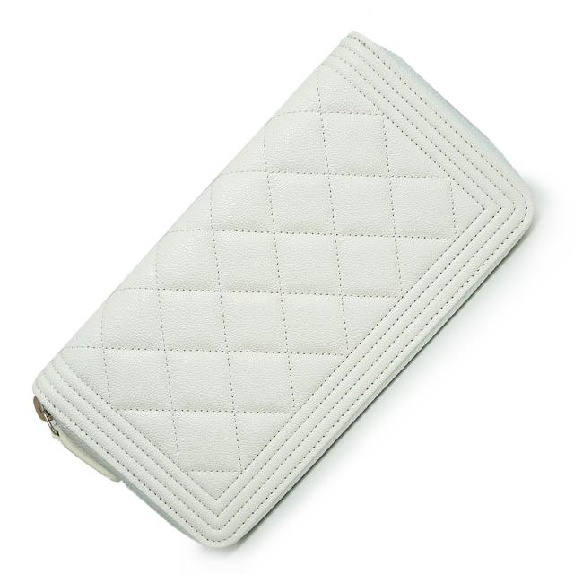新・未使用品品）シャネル CHANEL ボーイシャネル ラウンド