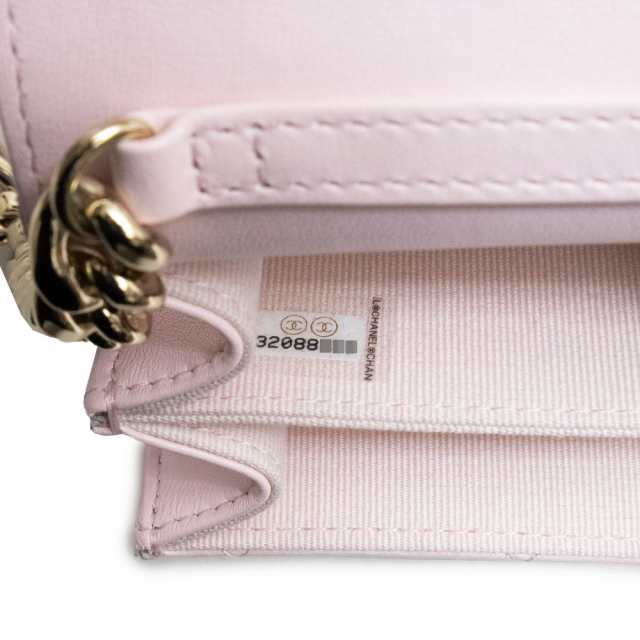新品・未使用品)シャネル CHANEL ミニ マトラッセ チェーン 新品・未使用品)シャネル CHANEL ミニ マトラッセ チェーン