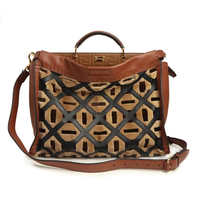 FENDI ピーカブー 2way ショルダーバッグ 内側ズッカ柄 【公式通販】